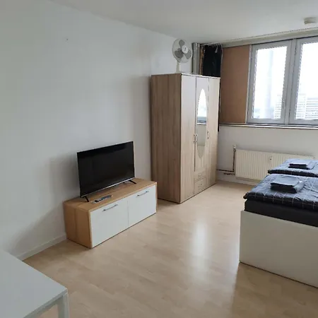 In 2909 Apartment Cologne